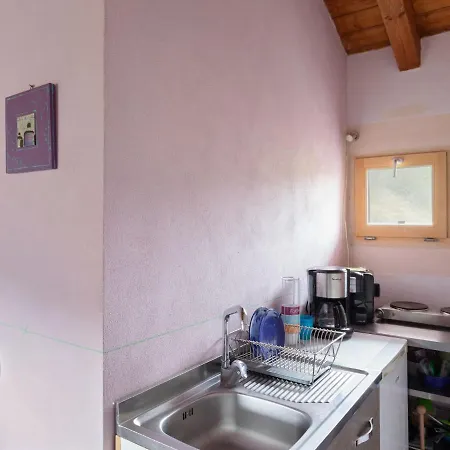 בית נופש House In The Middle Of Meadows And Forests, Ideal For Walking And Cycling. *